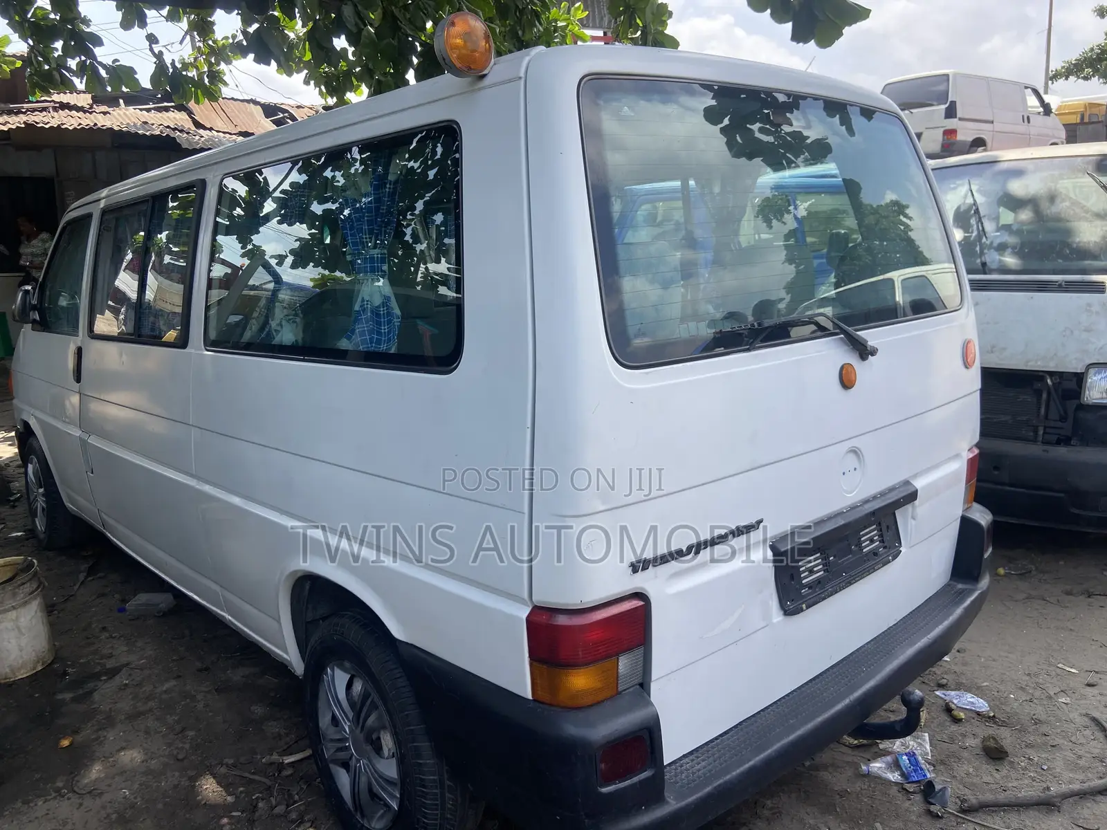 Volkswagen Transporter 2002 White