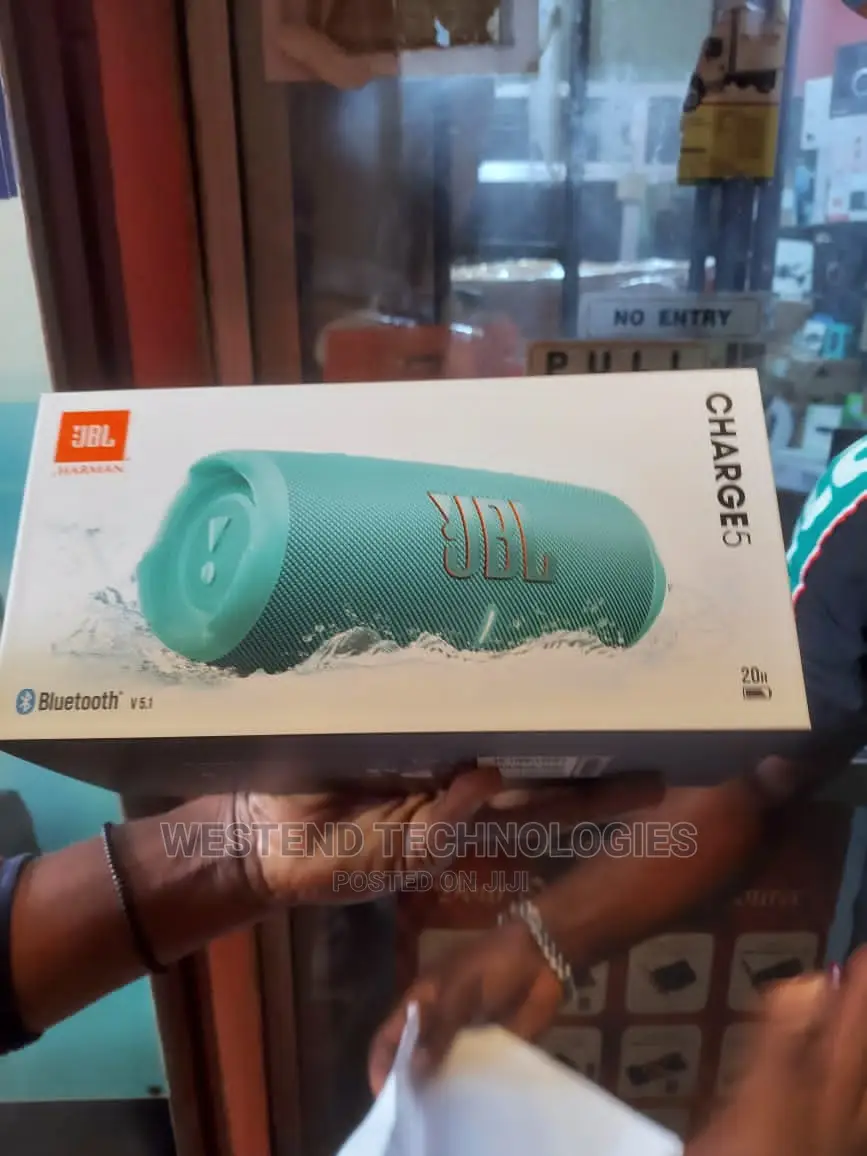 JBL Charge 5 Bluetooth Speaker