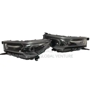 Head Light Toyota Hilux 2021