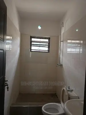 3bdrm Bungalow in Beachwoo Park Estate, Lakowe for rent