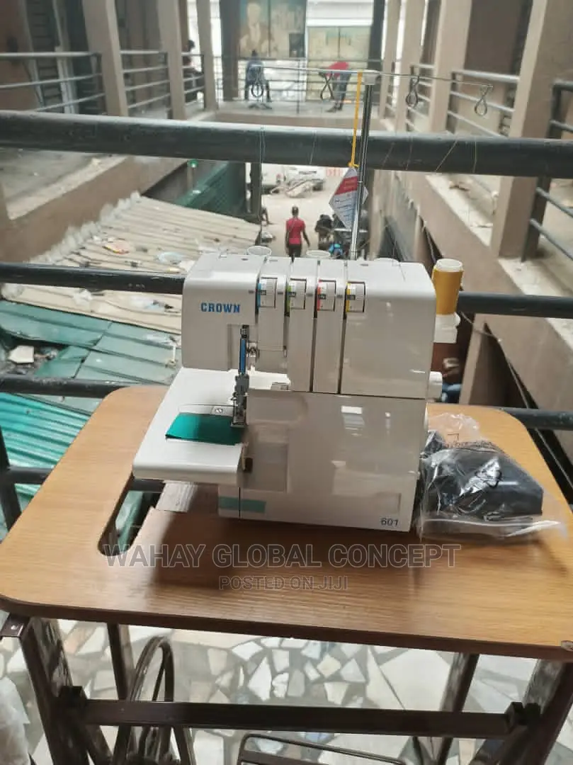 Crown Table Top Serger Machine