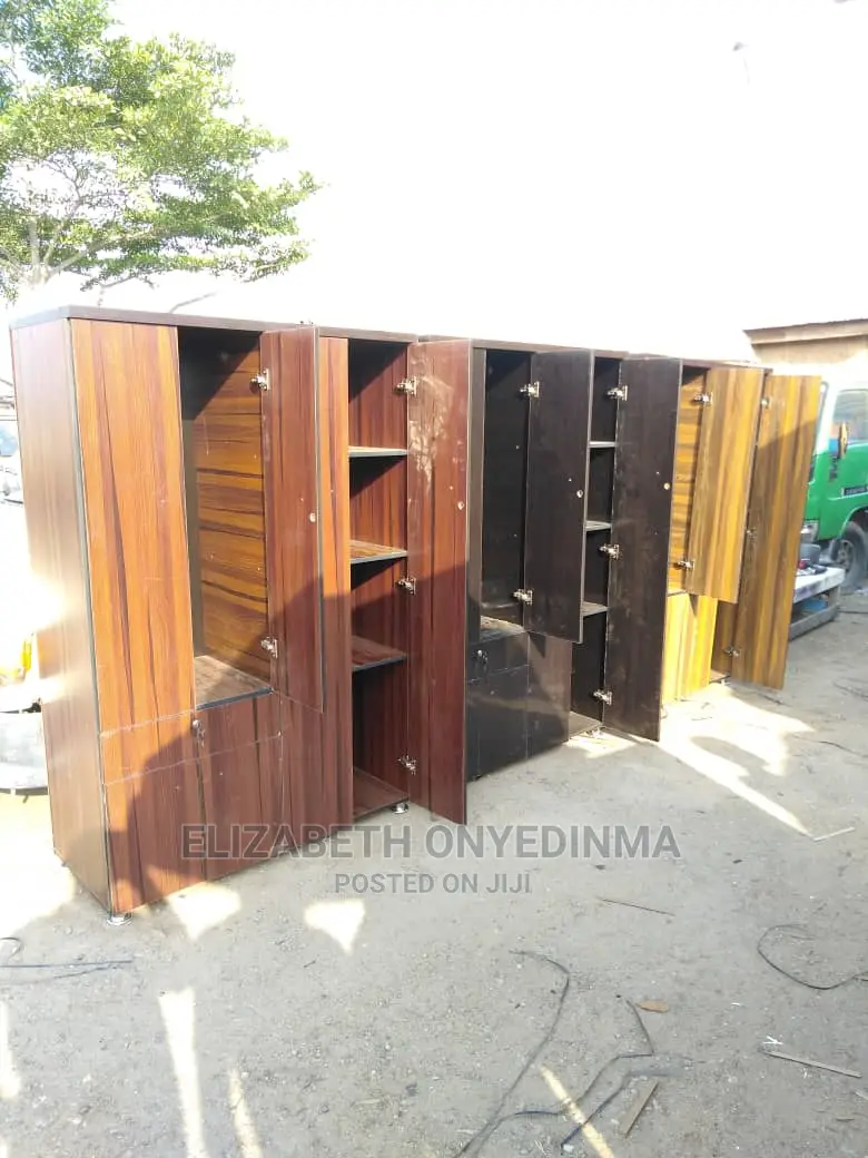 6ft*6ft Wardrobe With Drawers