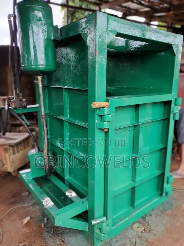 Pet Bottle /Plastics/Paper Baling Machine