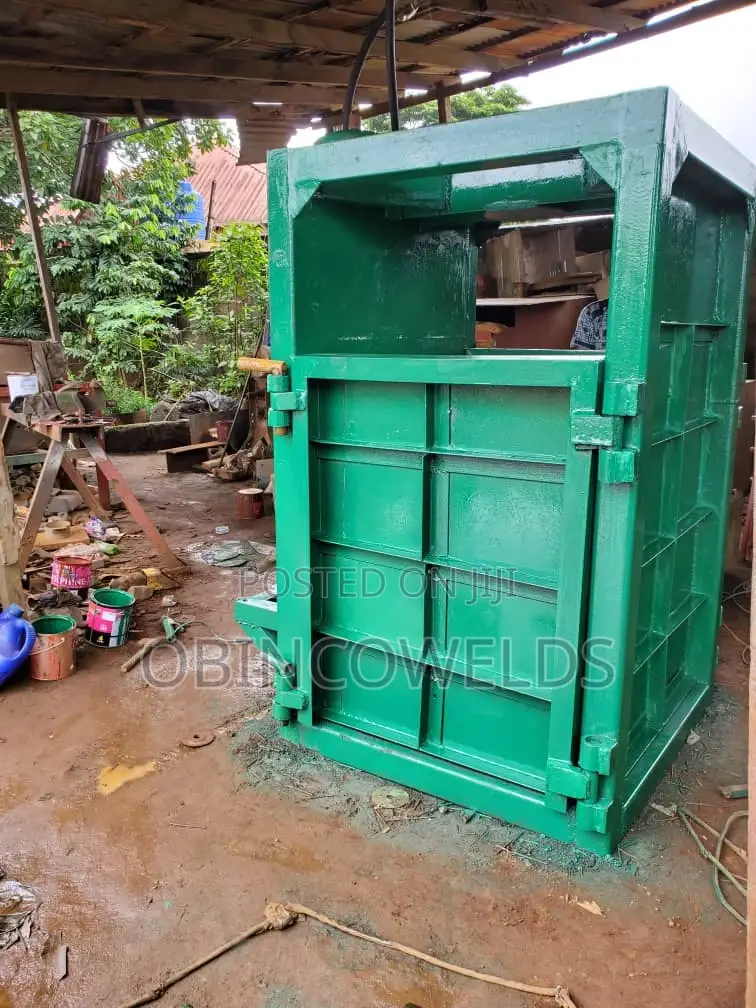 Pet Bottle /Plastics/Paper Baling Machine
