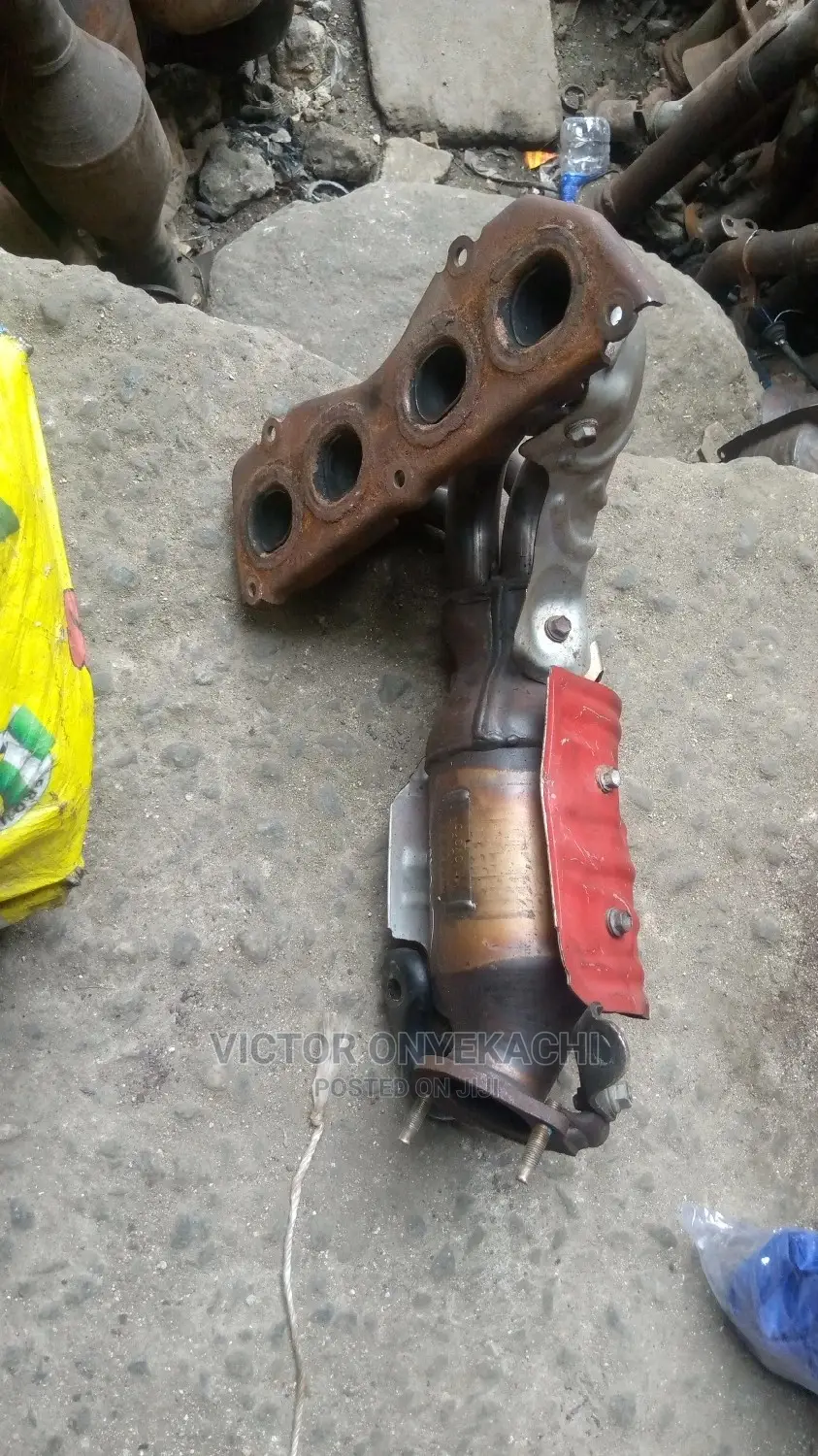 Engine Catalyst Converter Toyota Camry 2010