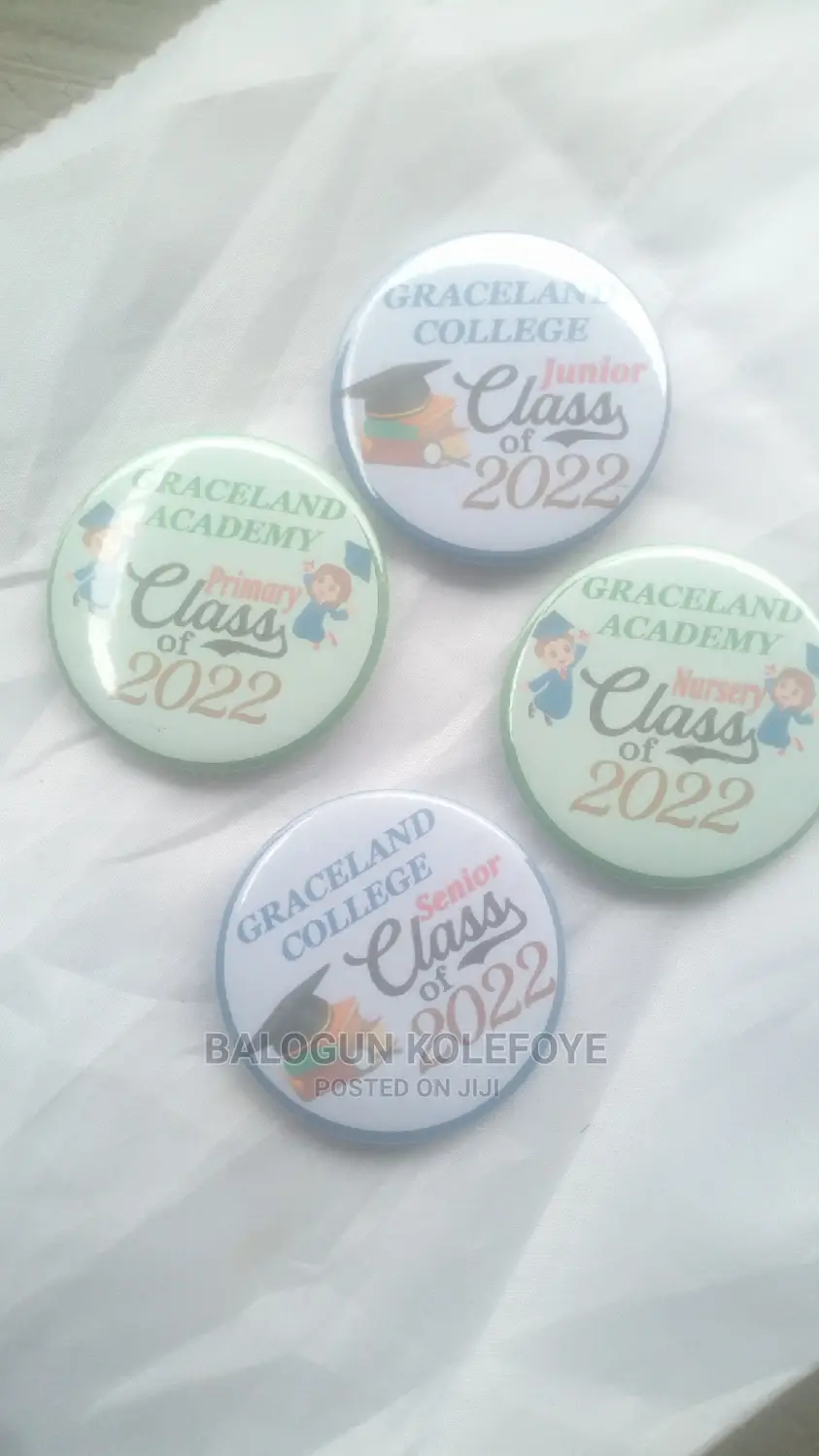 Component Badge Round, Plastic Pin to Clothes
