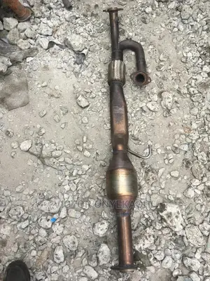 Centre Catalyst Converter Toyota Camry 2020