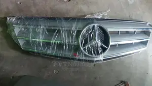 Mercedes-benz C300 2008,2010,2011 Front Grille