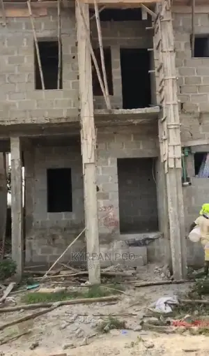 4bdrm Duplex in Bogije for sale