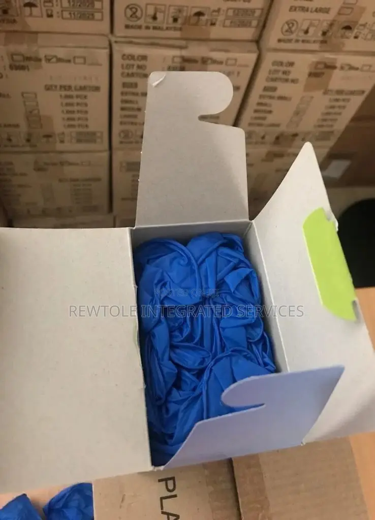 Nitrile Gloves