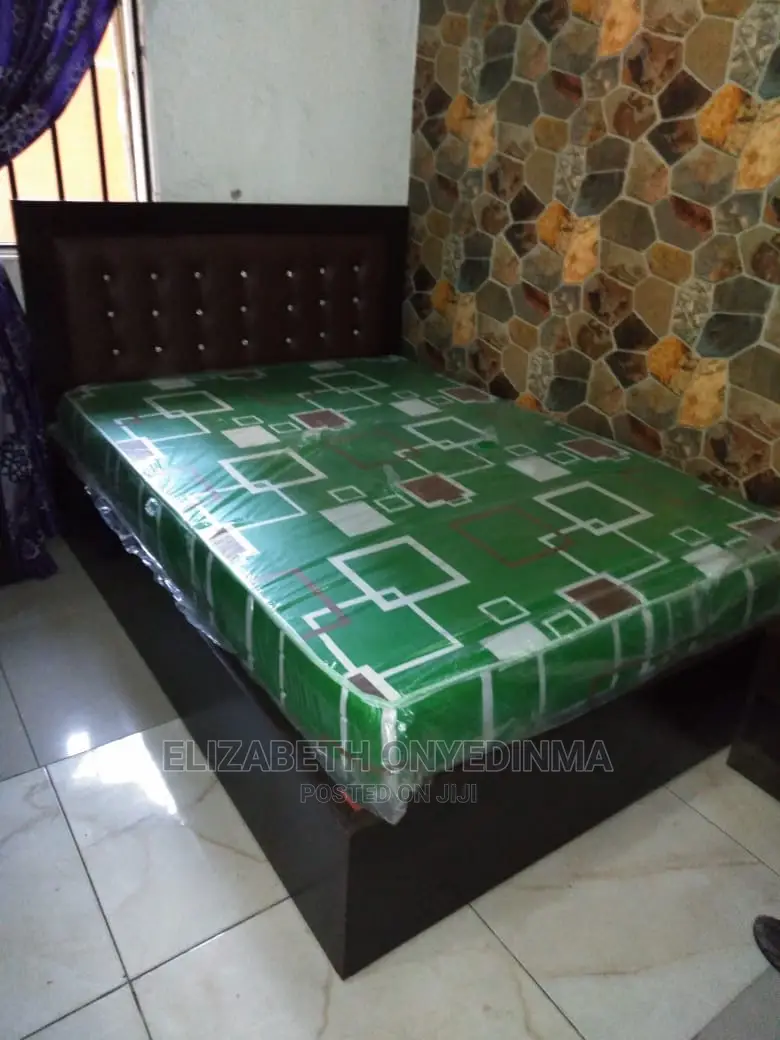 4.5 by 6ft Bed
