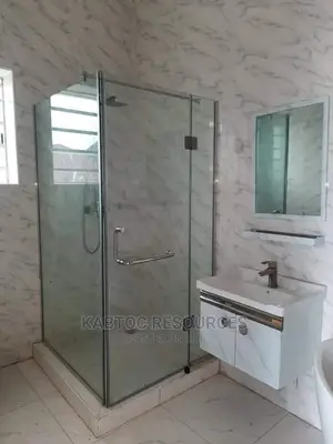 Cubicles Bath
