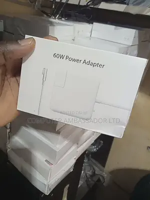 Apple Laptop Charger 60wtts.