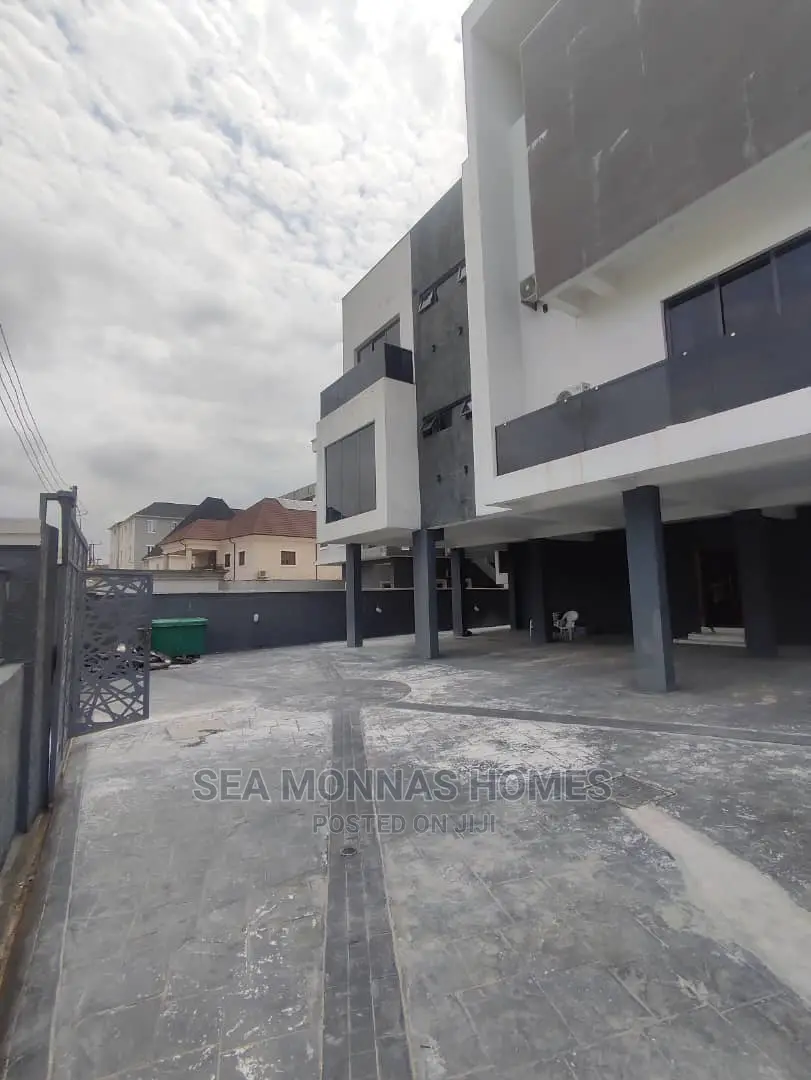Furnished 2bdrm Apartment in Lekki Horizon 2 for sale