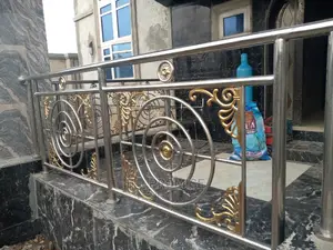 Stainless Handrailings With Circle Design