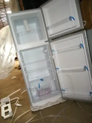 138 Fridge Skyrun With a Year Warranty Brand New