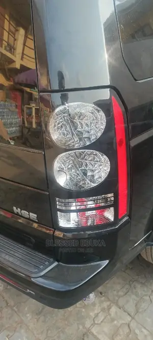 Discovery 4 Tail Light