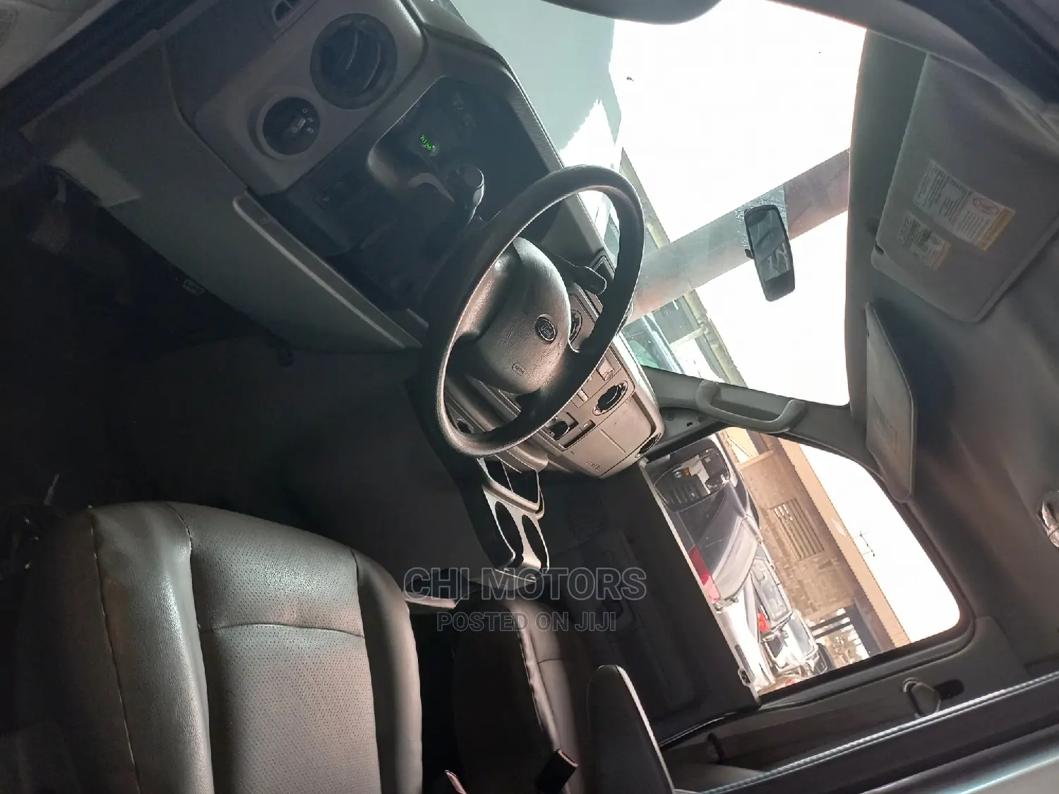 Ford E350 2013 Grey