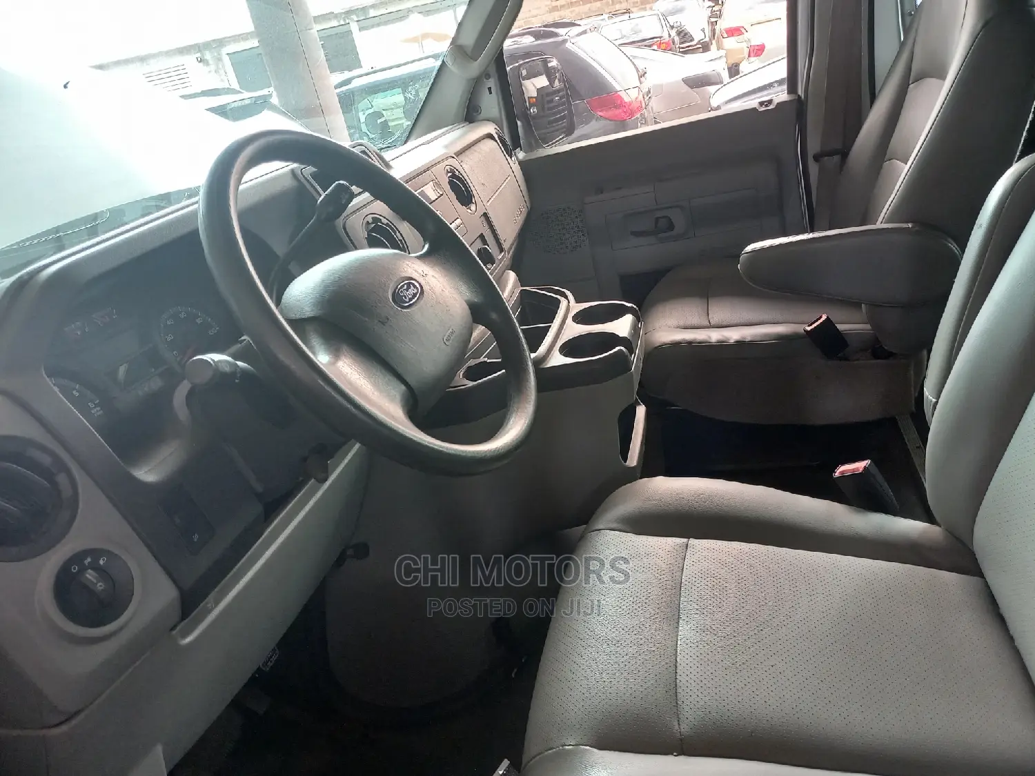 Ford E350 2013 Grey