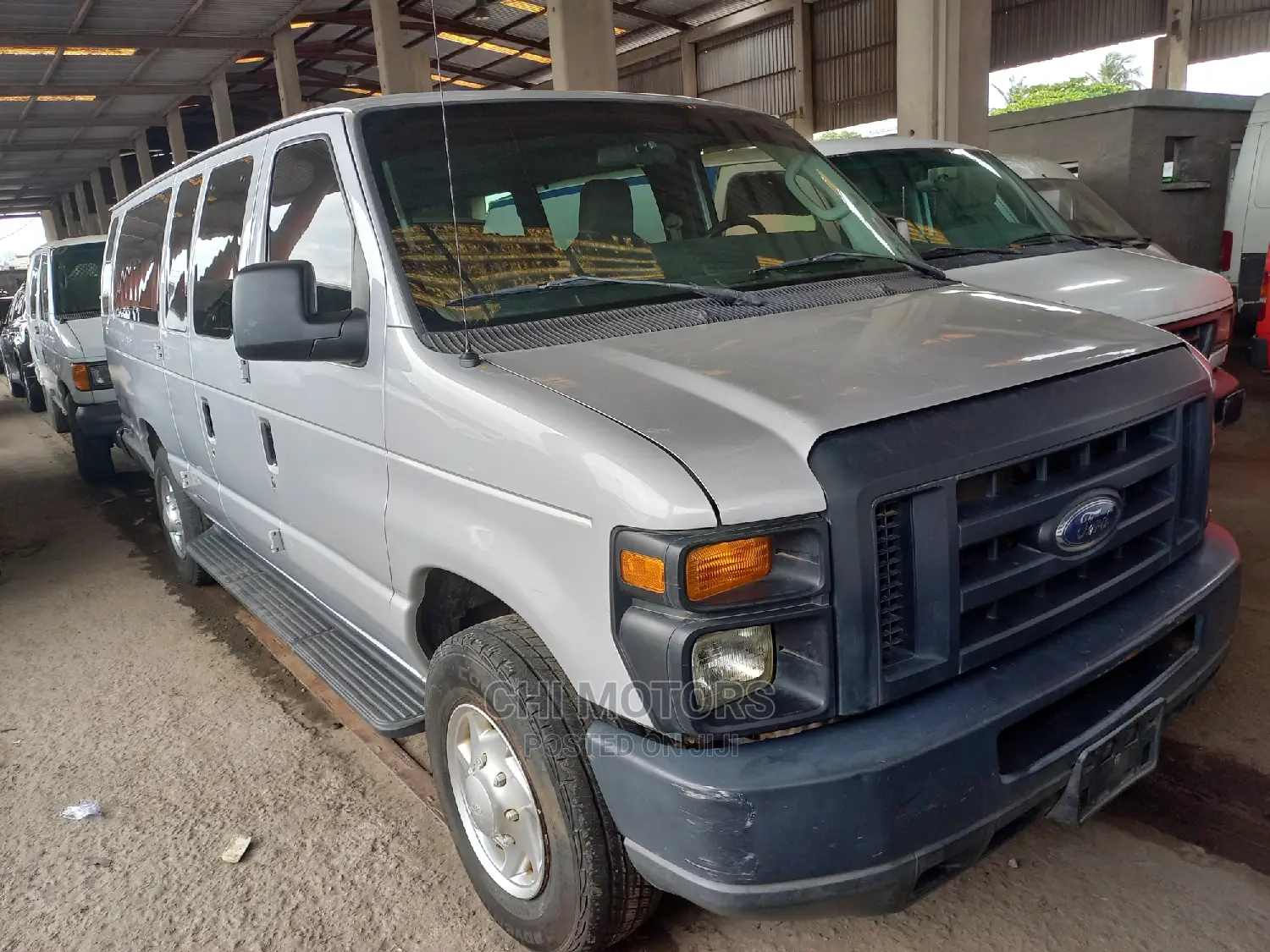 Ford E350 2013 Grey