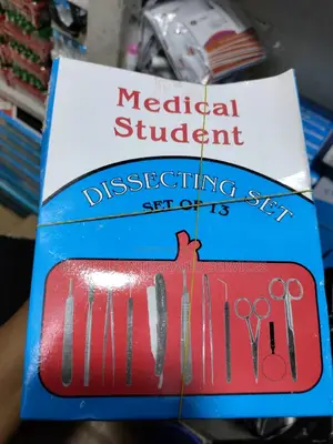 Medical Students Dissecting Set