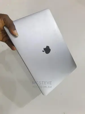 Laptop Apple MacBook Pro 2017 8GB Intel Core I5 SSD 500GB