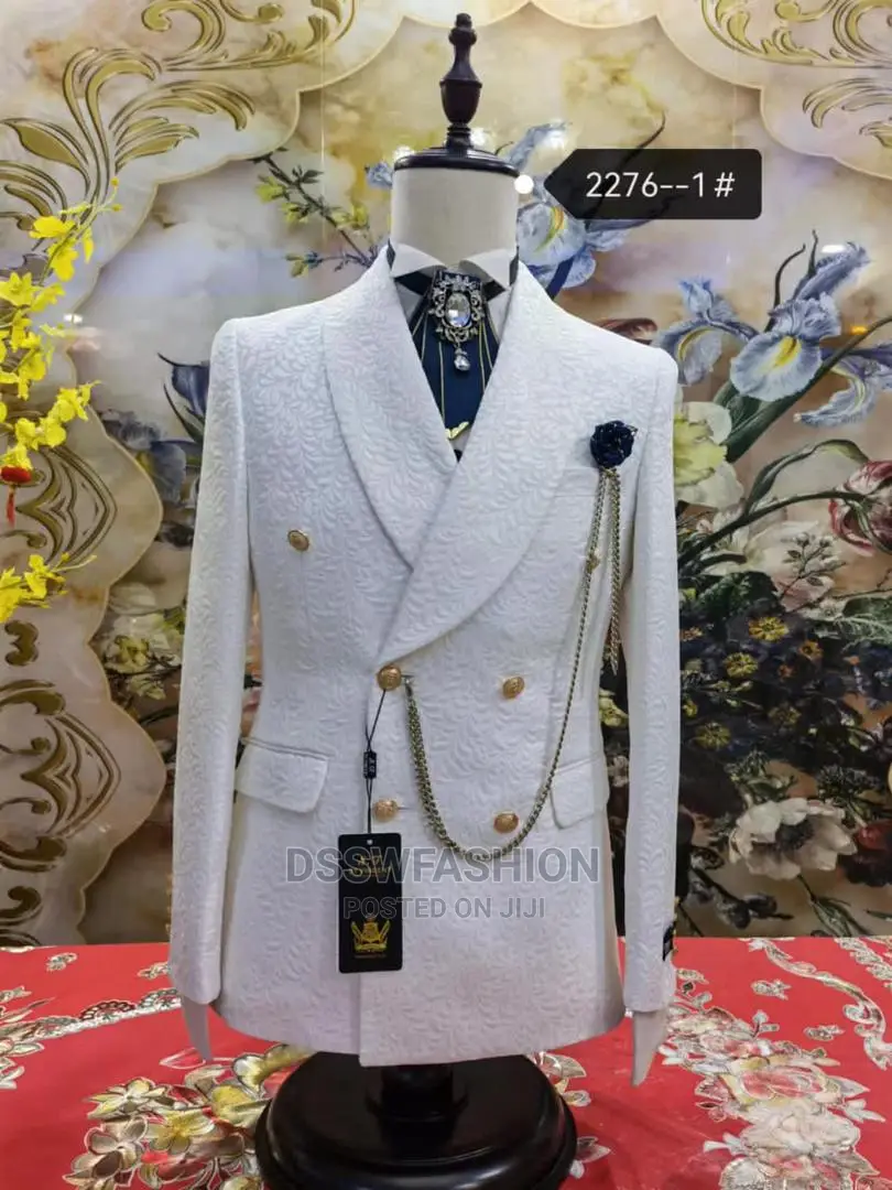 Exclusive 3pcs Tuxedo Suit + Free Bow Tie or Metal Cufflinks