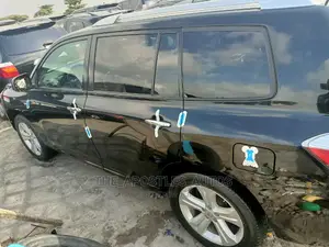 Toyota Highlander Limited 2011 Black