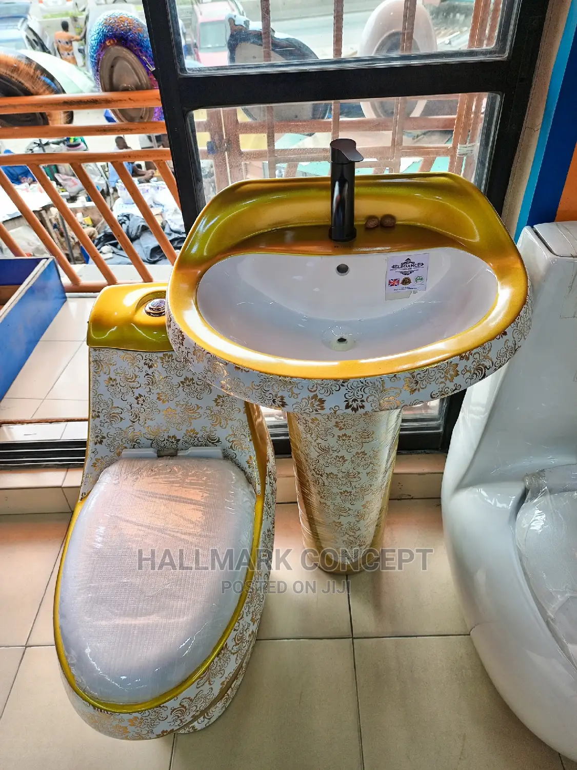 Executive Gold Design Water Closets