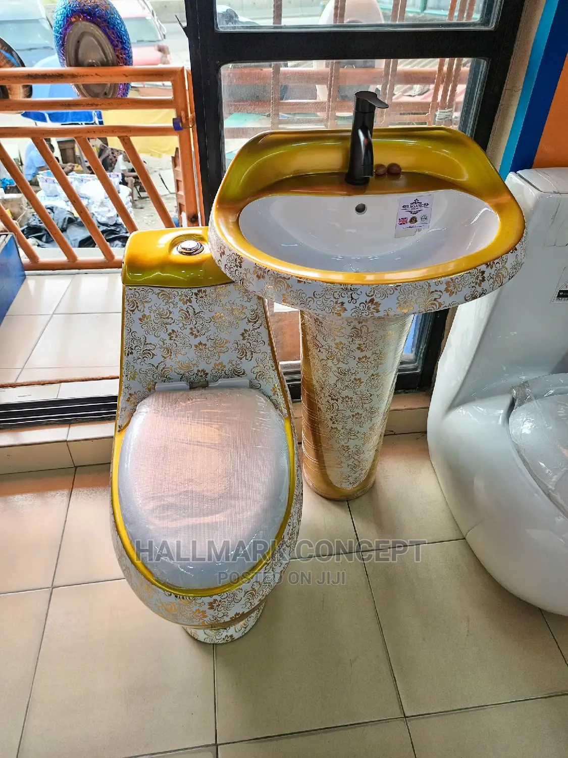 Executive Gold Design Water Closets