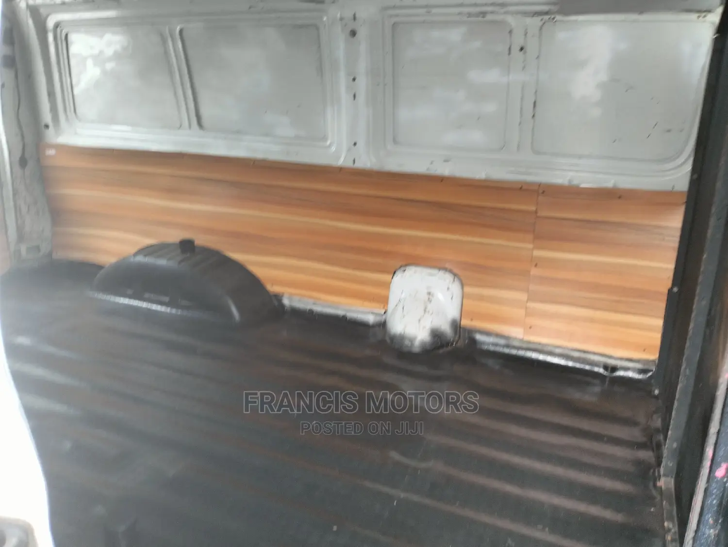 Ford E350 2005 White