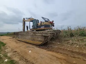Swamp Buggy Chattering Services
