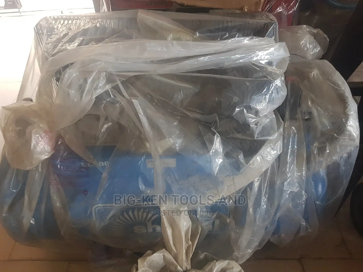 100litres × 2hp Air Compressor