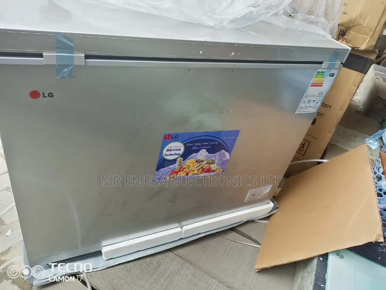 LG 390L Chest Freezer
