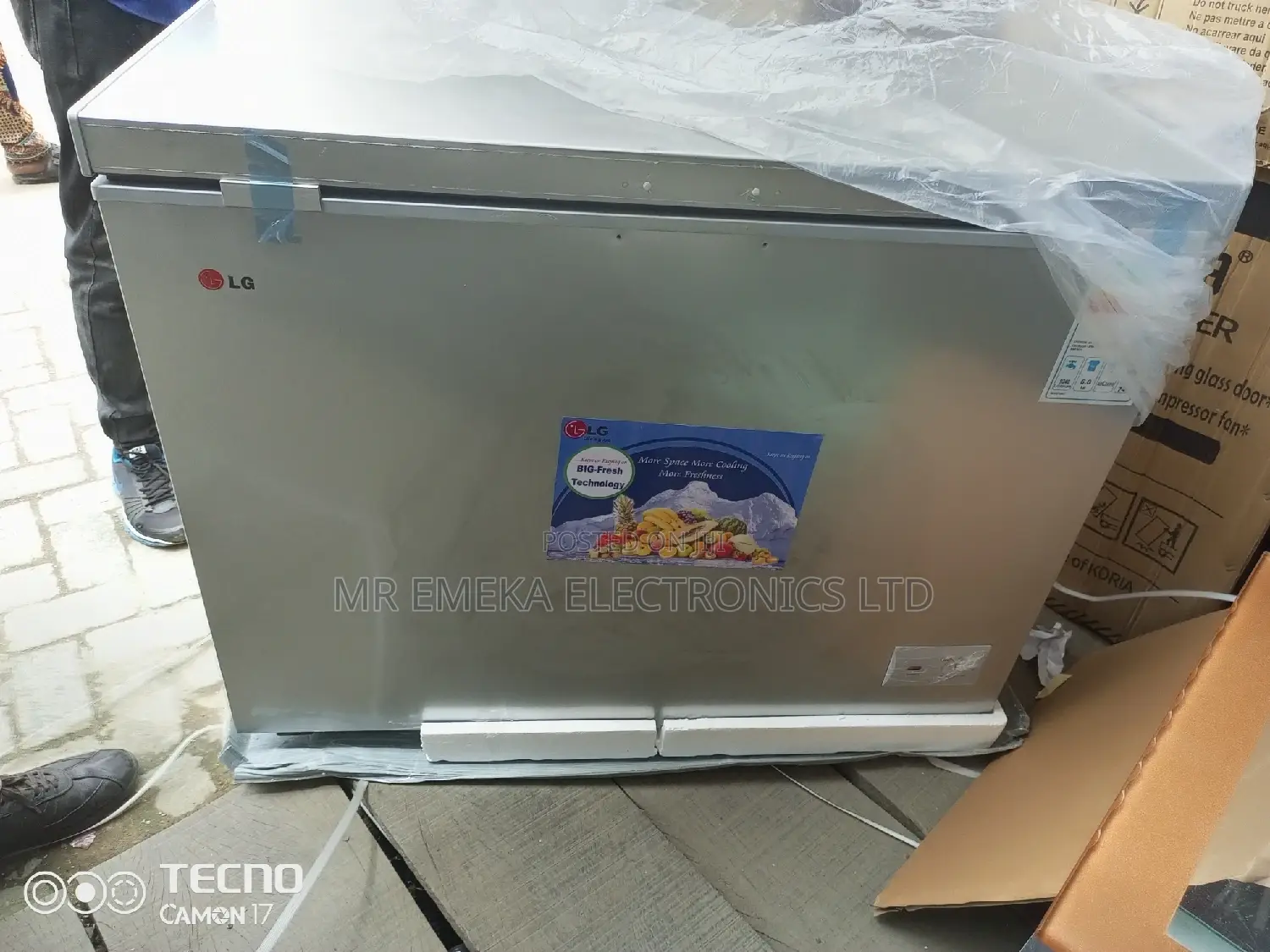 LG 390L Chest Freezer