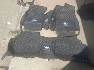 Customised Leather Footmat for Hyundai Black
