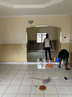 2bdrm Block of Flats in Dawaki for rent