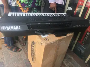 Original Yamaha Keyboard PSR-SX700