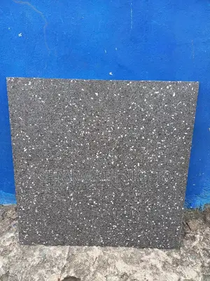 Dark Salt Pepper
