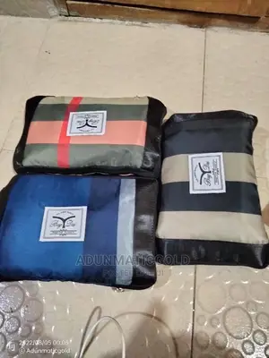 Traveling Multipurpose Bag