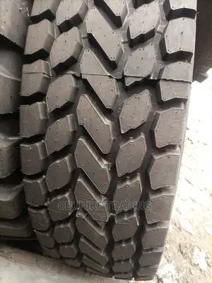 16.00-25 Boto Tyre