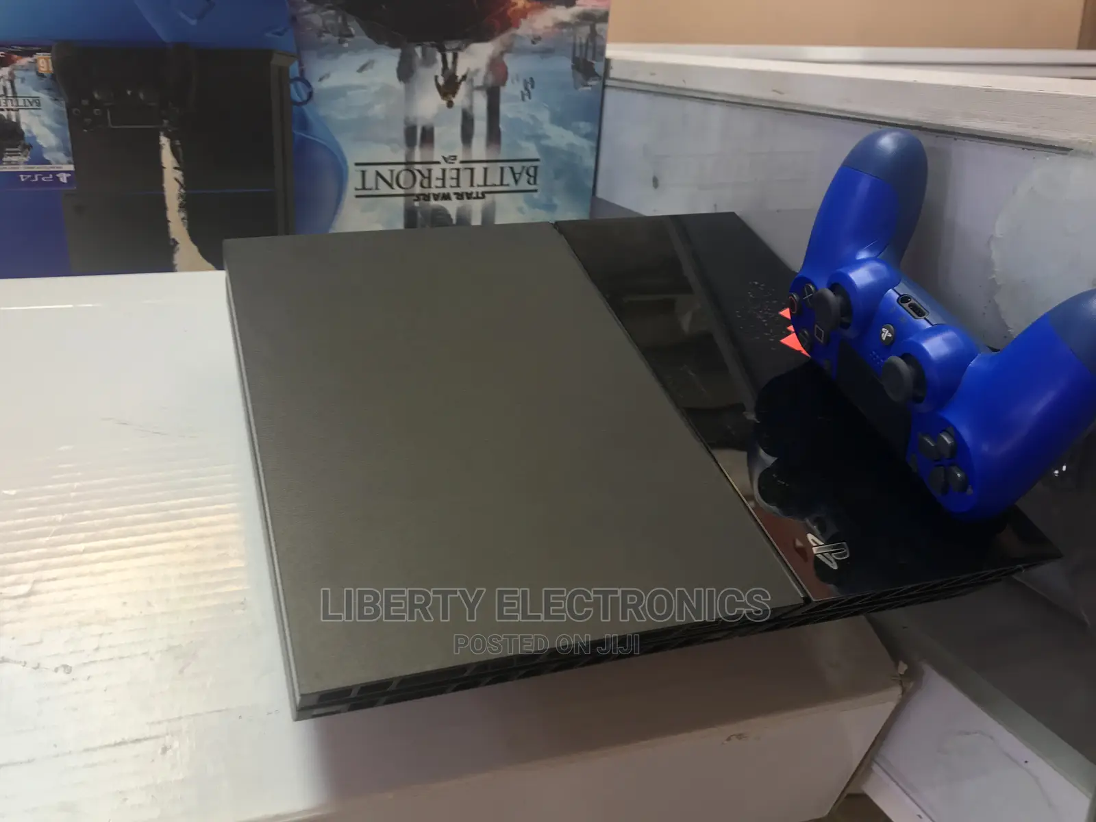 Ps4 Regular With 5 Games + 1 Controller