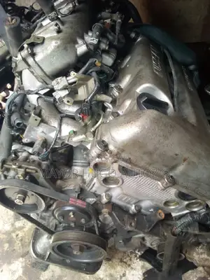 Nissan Primera Engine