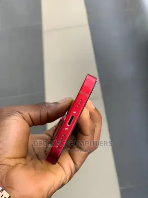 Apple iPhone 13 128 GB Red
