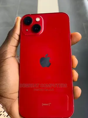 Apple iPhone 13 128 GB Red