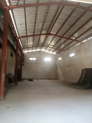 Photo - A Wild Big Spacious Factory to Let