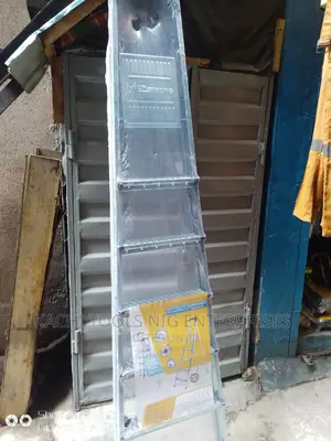 6 Step Aluminium Ladder