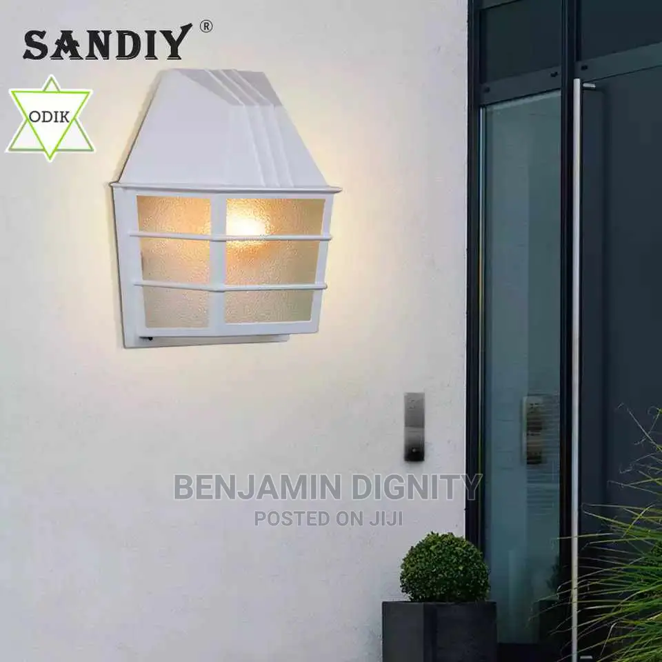 Outdoor Wall/Fence Light 