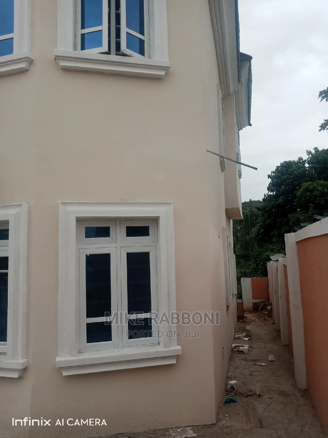 Furnished 6bdrm Duplex in Golf Estate, Enugu for Sale