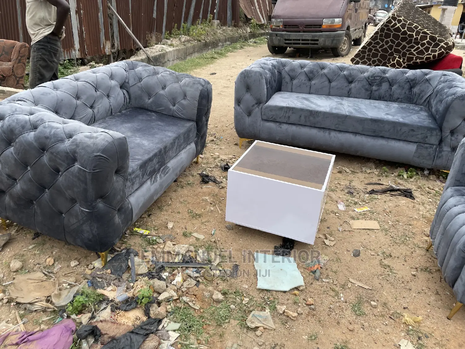 A Standard Luxury Seater With Center Table